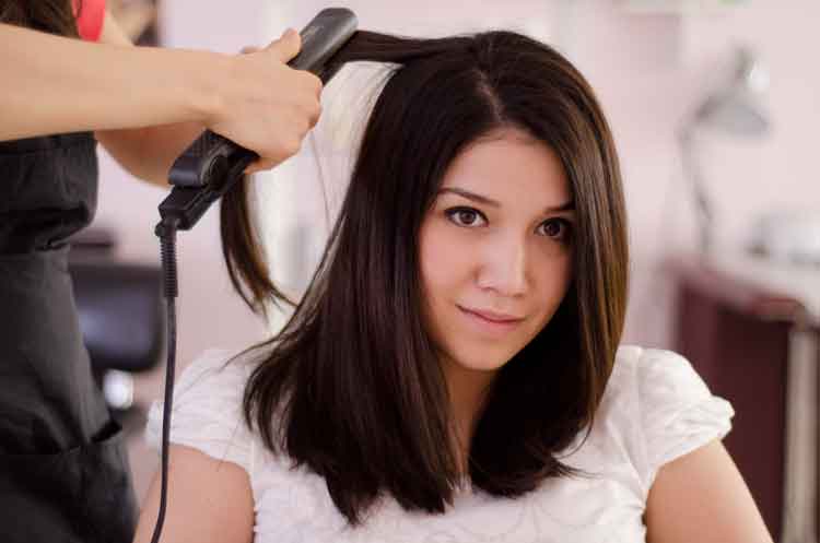 13 Perbedaan Smoothing dan Rebonding Rambut Paling Umum