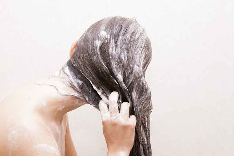 cara merawat rambut curly