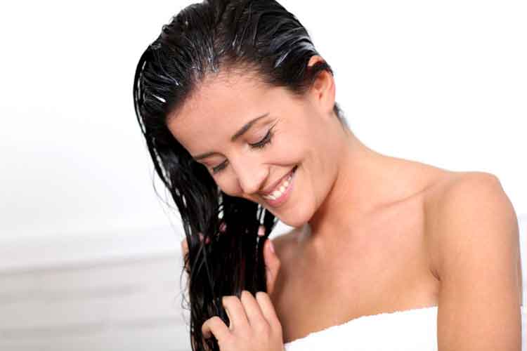 bagaimana cara merawat rambut agar tidak rontok