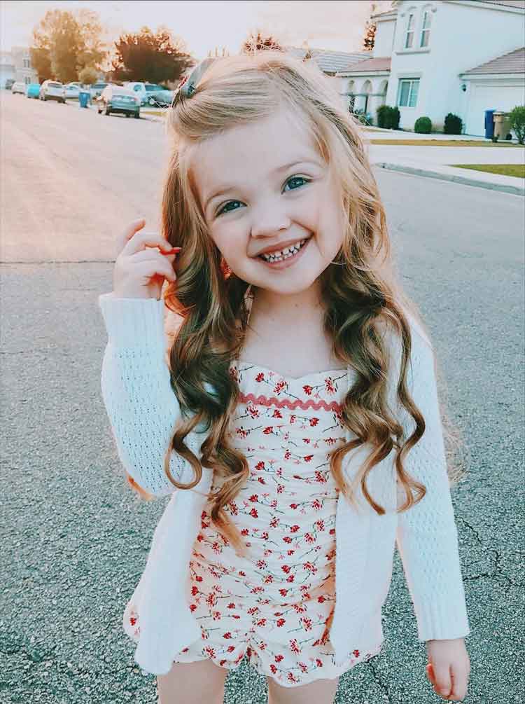 model rambut anak perempuan umur 1 tahun