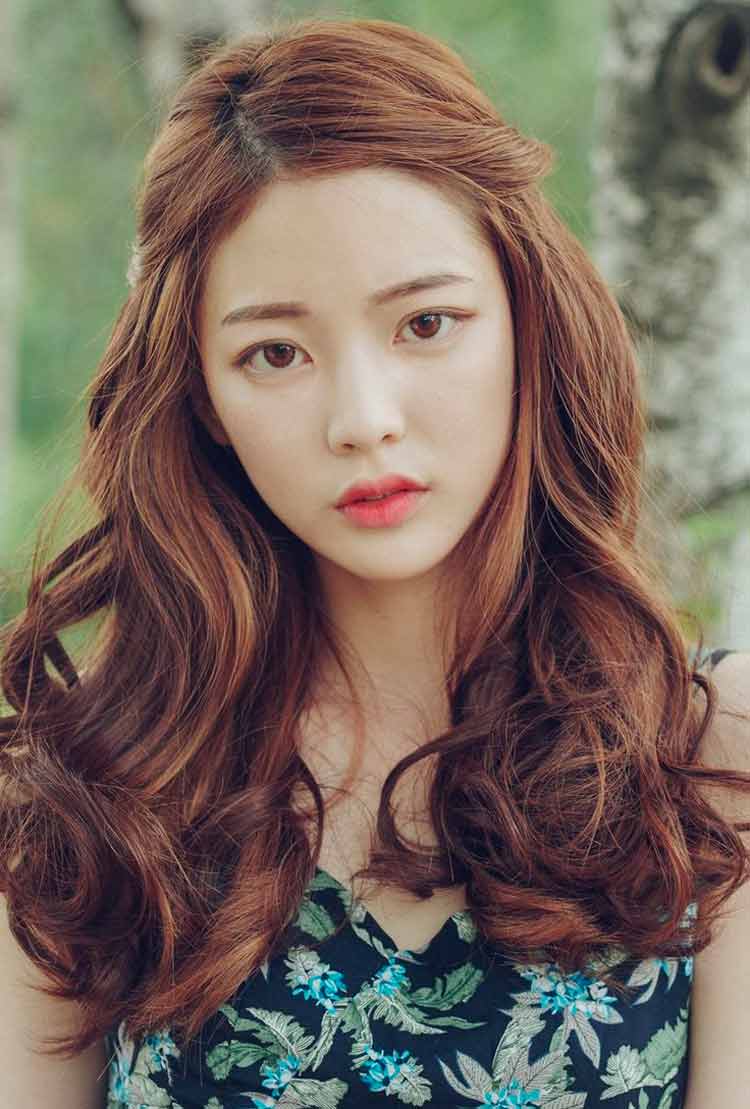 model rambut pendek korea wanita