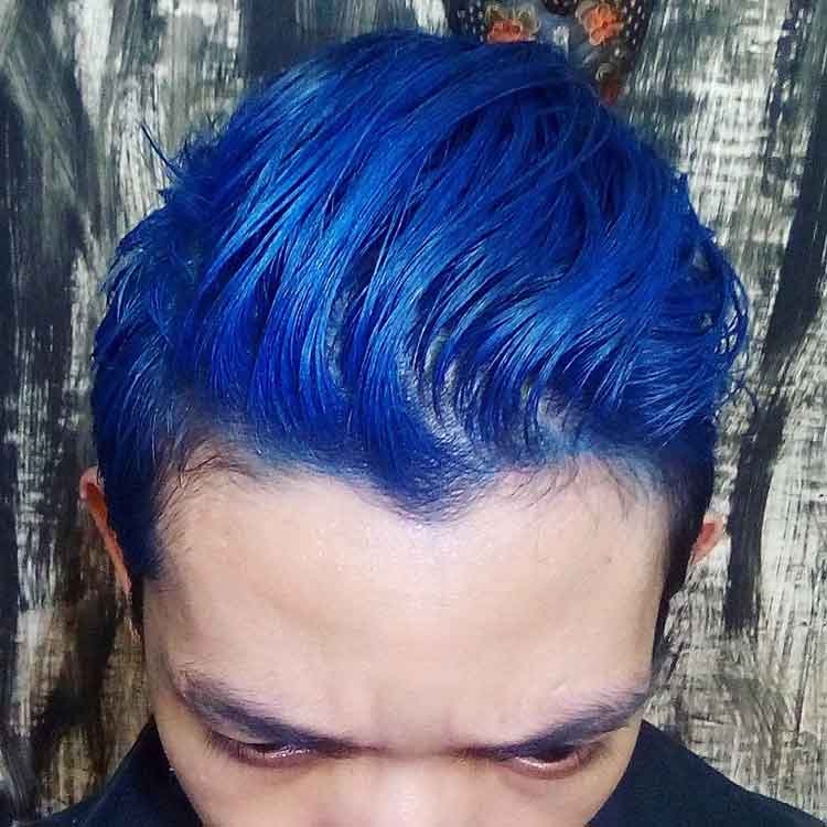 warna blue black pada rambut