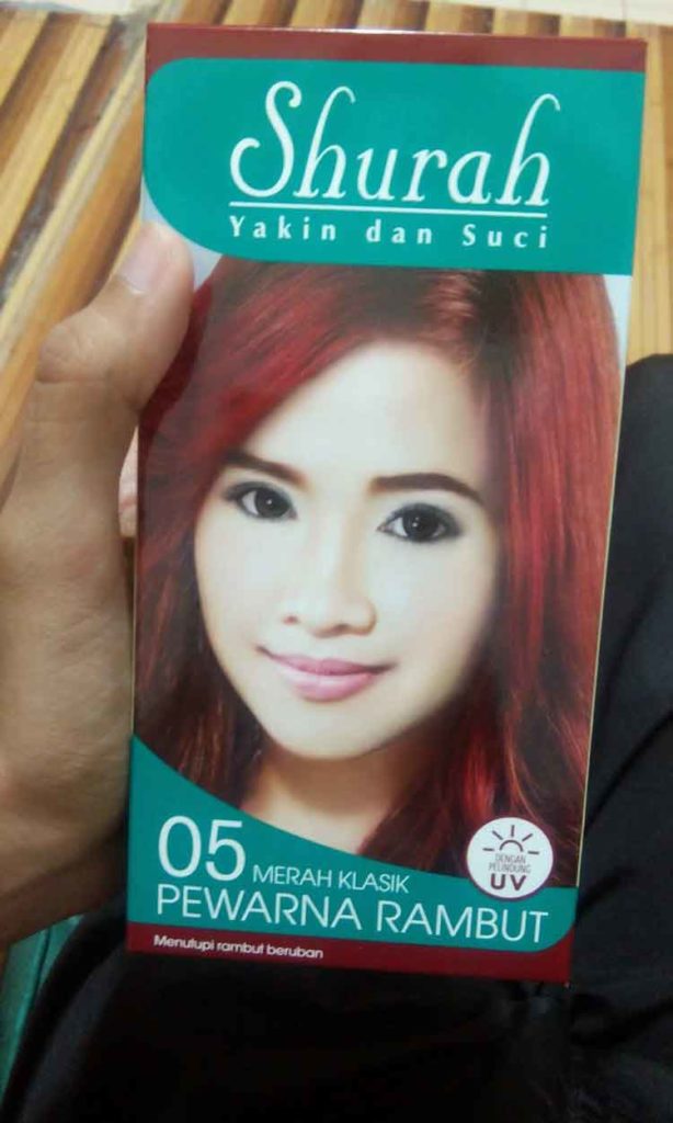 √ 35+ Model Warna Rambut Burgundy (Cat LOREAL, GARNIER dll)